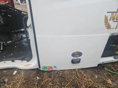 Volvo VNL Cab Assembly