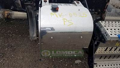 Mack Pinnacle CXU613 Catalytic Converter for a 2014 Mack CXU613