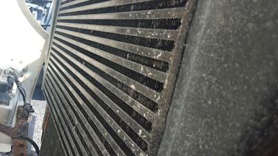 Freightliner FLD120 Charge Air Cooler (ATAAC) for a 1995 Freightliner FLD-120