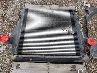Volvo VNL Charge Air Cooler (ATAAC)