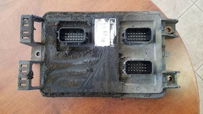 Eaton-Fuller RTLO18918B Chassis Control Module for a 2014 Peterbilt 389