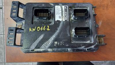 Eaton-Fuller RTLO18918B Chassis Control Module for a 2014 Kenworth T800