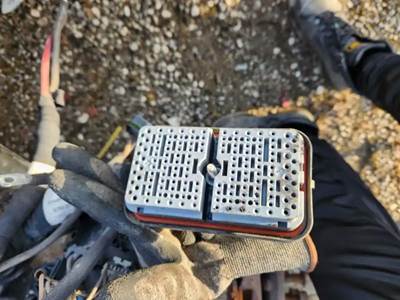 Volvo VNL Chassis Wiring Harness