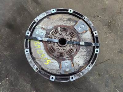 Eaton-Fuller RT8709B Clutch Assembly for a 2002 GMC C7500