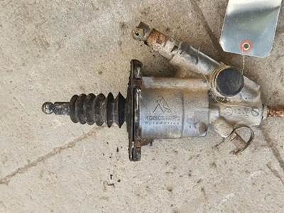 Eaton-Fuller RTLO18918B Clutch Slave Cylinder for a 2016 Peterbilt 567