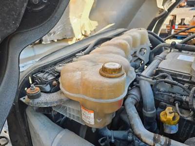 Freightliner Cascadia 126 Coolant Reservoir