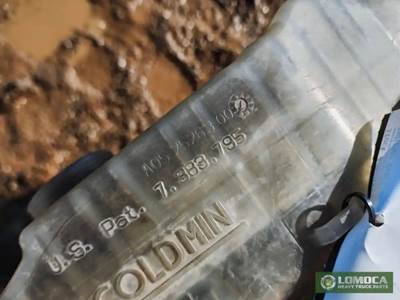 Freightliner Cascadia Coolant Reservoir for a 2013 Freightliner Cascadia 125