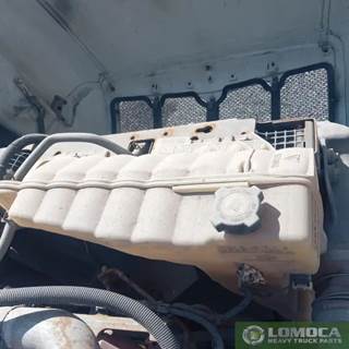Peterbilt 579 Coolant Reservoir