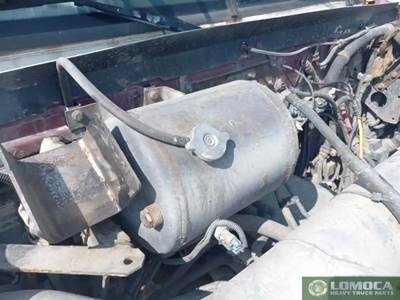 Western Star 4900FA Coolant Reservoir for a 2012 Western Star 4900 FA