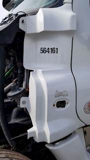 Freightliner Cascadia 125 Cowl