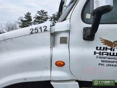 Freightliner Cascadia 125 Cowl