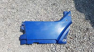 Freightliner Columbia 120 Cowl