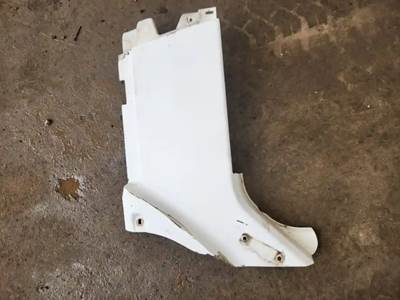 Freightliner Columbia 120 Cowl