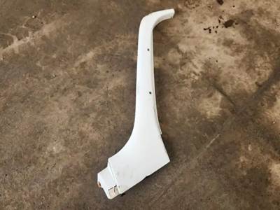 Freightliner Columbia 120 Cowl