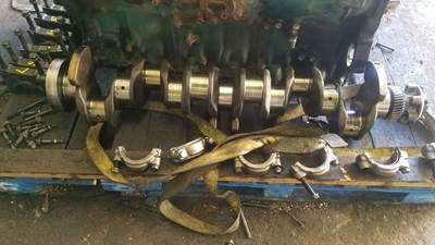 Volvo VED12D Crankshaft for a 2006 Volvo VNL