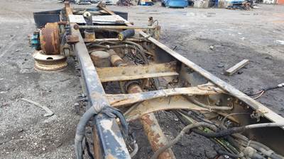 Freightliner Coronado 122 Crossmember for a 2015 Freightliner Coronado 12