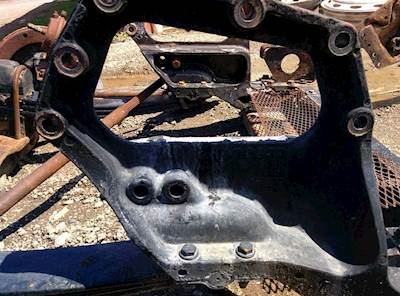 Kenworth T800 Crossmember