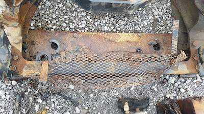 Kenworth T800 Crossmember