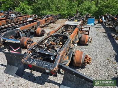 Kenworth T800B Crossmember