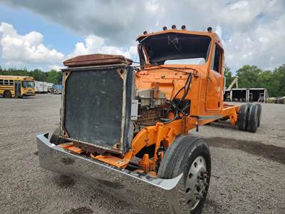 Kenworth W900 Crossmember