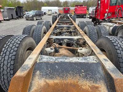 Peterbilt 567 Crossmember