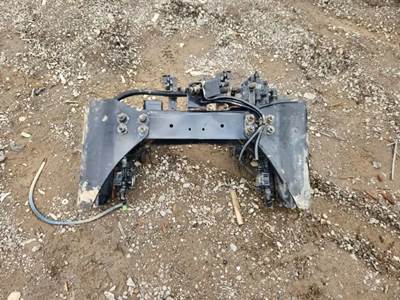 Peterbilt 579 Crossmember