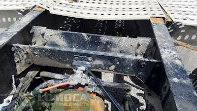 Volvo VNL Crossmember