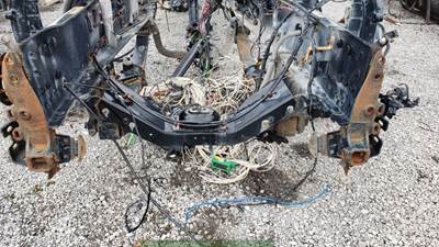 Volvo VNL Crossmember