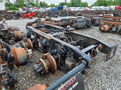 Dana-Spicer DD404 Cutoff for a 2013 Freightliner Cascadia 125