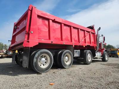 Kenworth T800 Cutoff