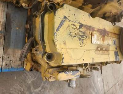 Caterpillar C13 Cylinder Head for a 2006 International 9400I