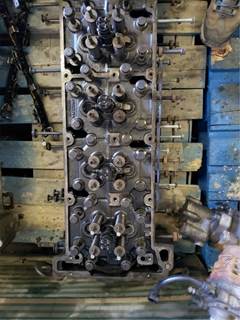 Detroit DD15 Cylinder Head for a 2013 Freightliner Cascadia 125