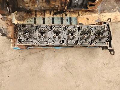 Detroit DD15 Cylinder Head for a 2018 Freightliner Cascadia 123