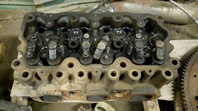 Mack AI 460 Cylinder Head for a 2005 Mack CV713 Granite