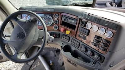 Freightliner Cascadia 125 Dashboard Assembly