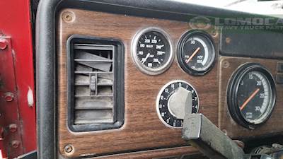 Freightliner FLD120 Dashboard Assembly