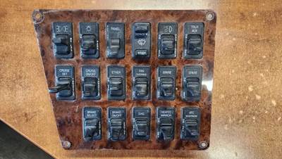 International 9200i Dashboard Assembly