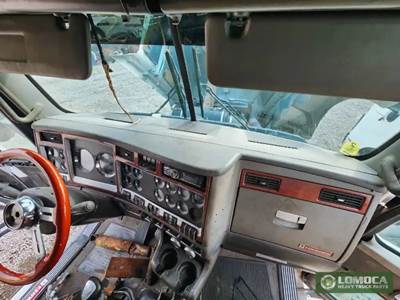 Kenworth T600 Dashboard Assembly