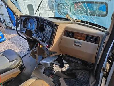 Kenworth T680 Dashboard Assembly