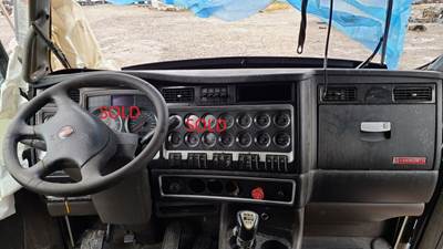 Kenworth T800 Dashboard Assembly