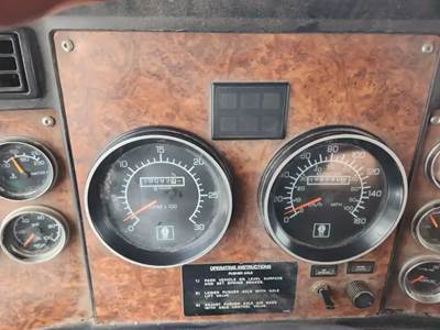 Kenworth T800 Dashboard Assembly