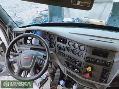 Peterbilt 579 Dashboard Assembly