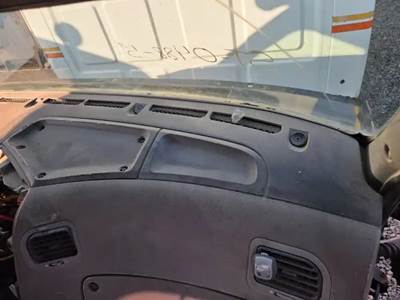 Sterling L9500 Dashboard Assembly