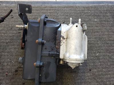 Freightliner Cascadia 125 DEF Pump