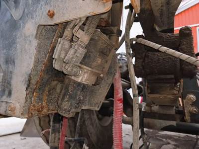 International HX620 DEF Pump