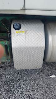 Freightliner Cascadia 125 DEF Tank