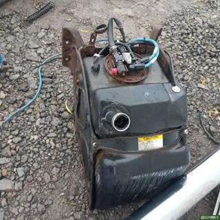 Freightliner Cascadia 125 DEF Tank