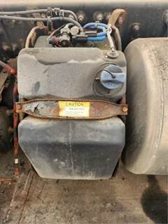 Freightliner Cascadia 126 DEF Tank