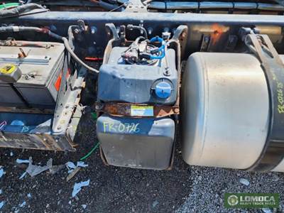 Freightliner Cascadia DEF Tank for a 2018 Freightliner Cascadia 123