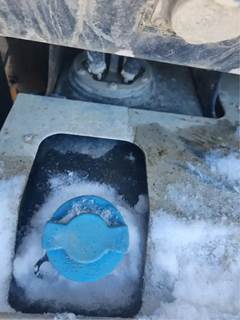 International HX620 DEF Tank